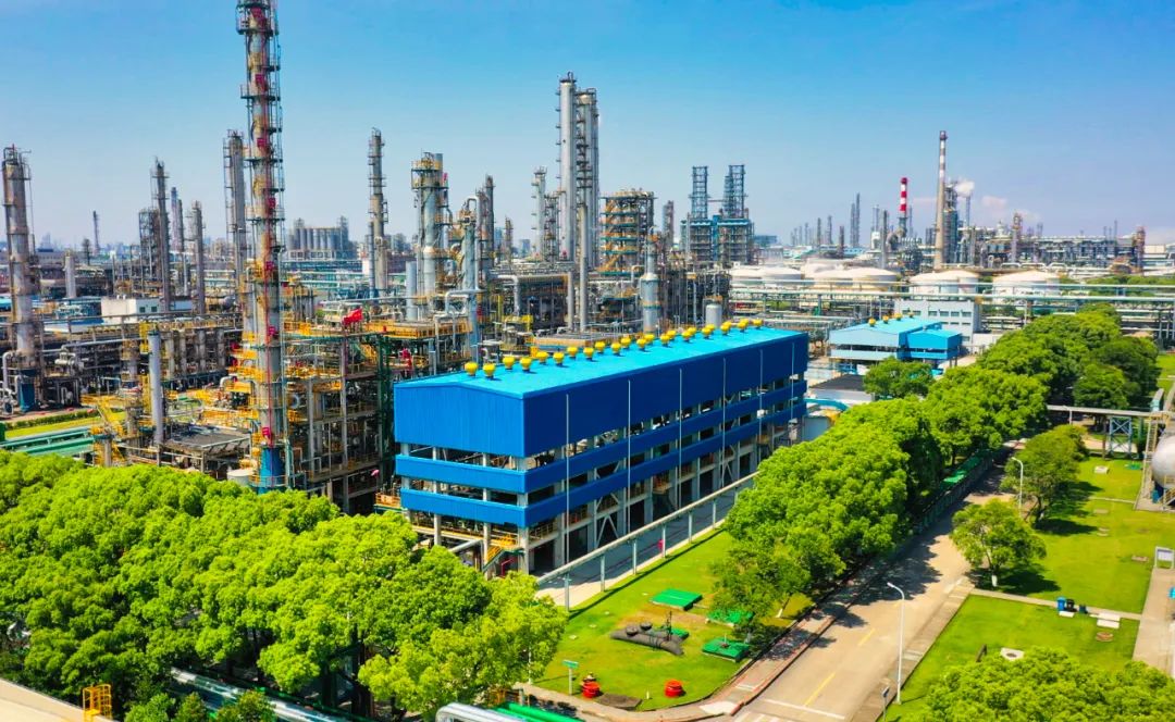 國產(chǎn)商用飛機完成首次加注可持續(xù)航空燃料(SAF)演示飛行(圖6) 國產(chǎn)商用飛機完成首次加注可持續(xù)航空燃料(SAF)演示飛行(圖6)